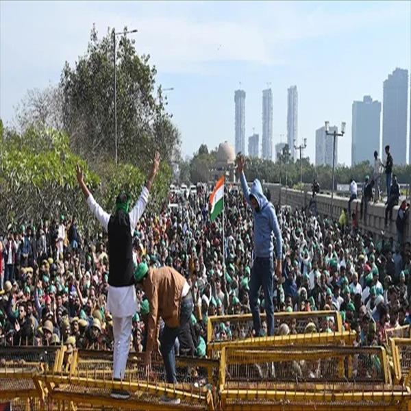 পঞ্জাবের কৃষকদের দিল্লিতে